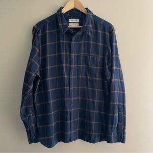 MADEWELL Men’s Perfect Fit Flannel Shirt Navy Blue Yellow Plaid Stripe Lrg  #514